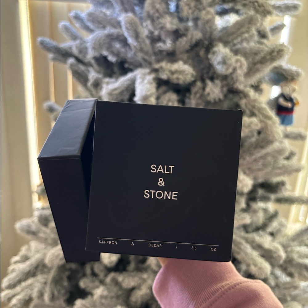 Salt & Stone Saffron & Cedar Candle - Black